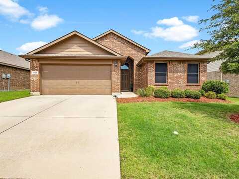 1136 York Minster Drive, Fort Worth, TX 76134