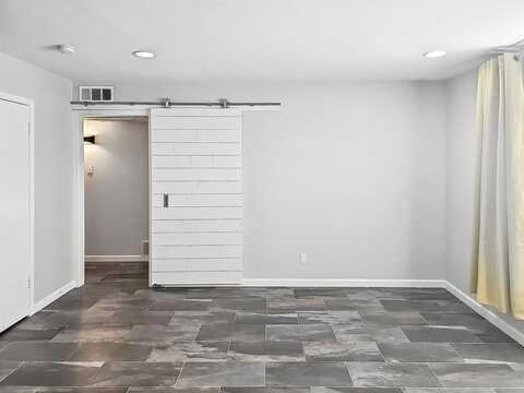 7925 Royal Lane, Dallas, TX 75230