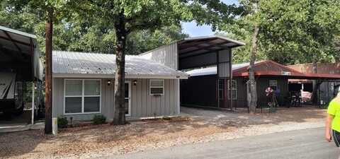 7004 Deer Hollow Court, Granbury, TX 76049