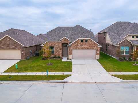 7633 Spring Drive, Watauga, TX 76148