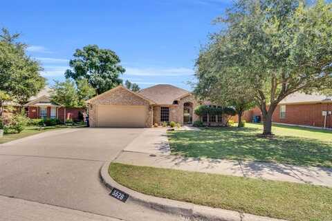 5528 Nuthatch Street, Dallas, TX 75236