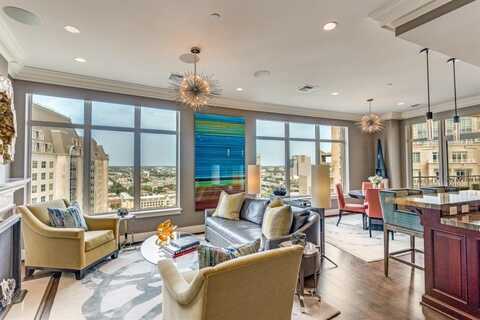 2555 N Pearl Street, Dallas, TX 75201