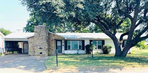 1008 W Hamilton Street, Olney, TX 76374