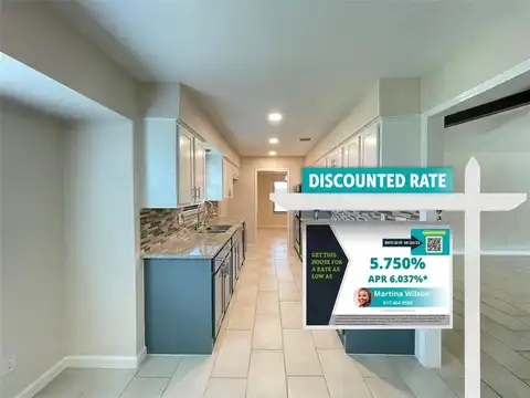 524 Davis Drive, DeSoto, TX 75115