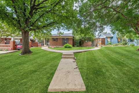 2123 Mistletoe Avenue, Fort Worth, TX 76110