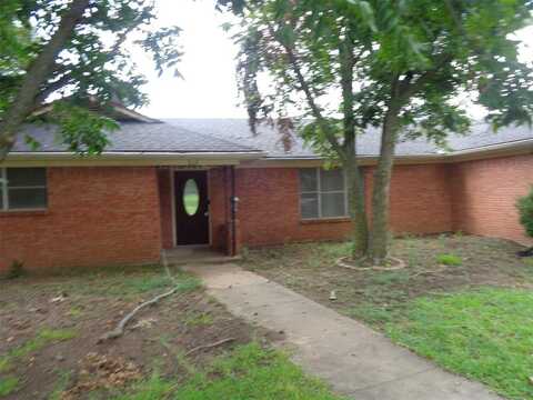 612 S Files Street, Itasca, TX 76055