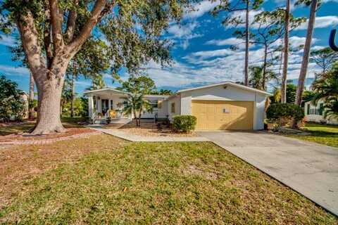 19422 Saddlebrook Ct., North Fort Myers, FL 33903