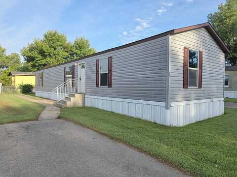 1001 E. MacArthur Rd., Wichita, KS 67216