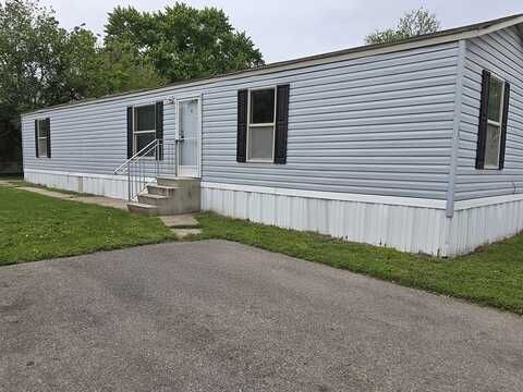1001 E. MacArthur Rd., Wichita, KS 67216