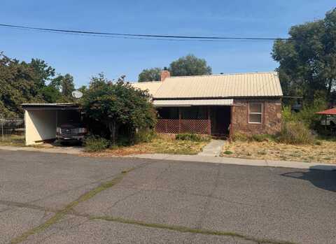 242 E Madison St, Burns, OR 97720