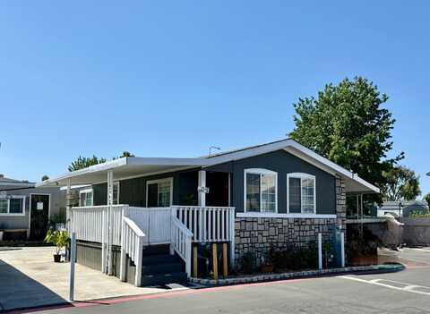 255 E Bradley, El Cajon, CA 92021