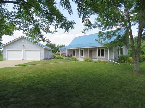 36973 County Road 665, Paw Paw, MI 49079