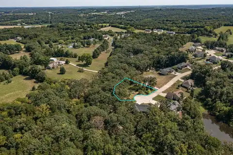952 Brookline Dr, Washington, MO 63090
