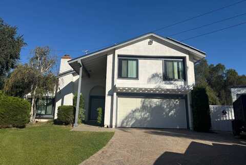 5114 Bloch St, San Diego, CA 92122