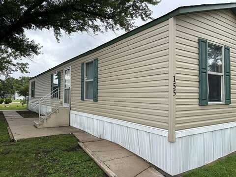 1001 E. MacArthur Rd., Wichita, KS 67216