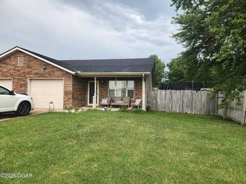 521 W Elk Street, Carthage, MO 64836