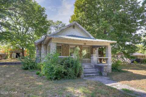 601 Oak Hill Road, Carthage, MO 64836