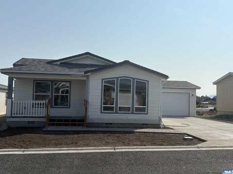886 N Rock Rose Ave, Sequim, WA 98382