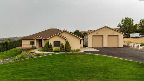 27907 S 959 PR SE, Kennewick, WA 99338