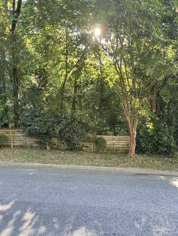 6000 Hermitage, Pensacola, FL 32504
