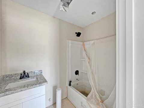 3223 Damon Dr, Milton, FL 32583