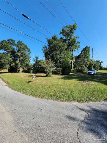 7650 Tippen Ave, Pensacola, FL 32514