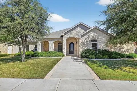 2506 Colonial Oaks Ct, Midland, TX 79705