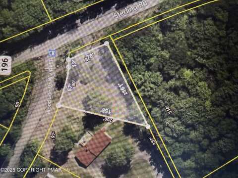 212 Woodside Dr, Tobyhanna, PA 18466