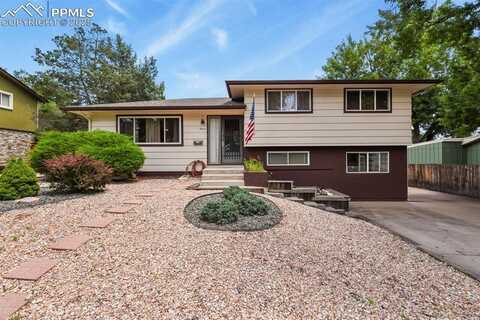 1927 Snyder Avenue, Colorado Springs, CO 80909