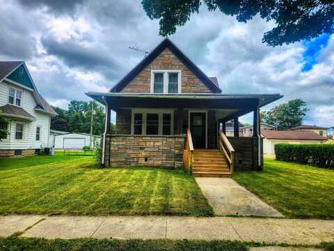 628 E Locust, LANARK, IL 61046