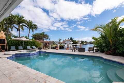 2711 Boone Dr, Delray Beach, FL 33483