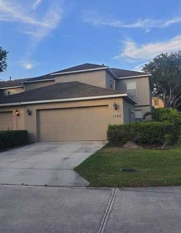1733 Pointe West Way, Vero Beach, FL 32966