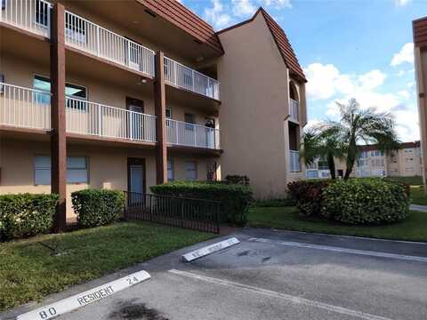 8950 Sunrise Lakes Blvd, Sunrise, FL 33322