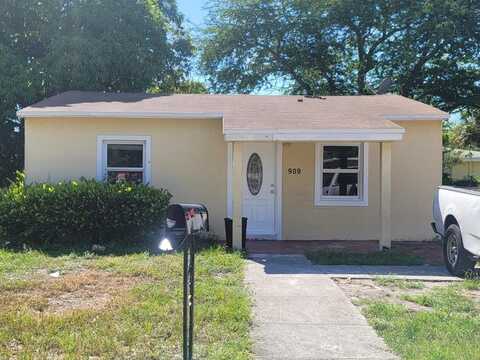 909 NW 16th Ter, Fort Lauderdale, FL 33311