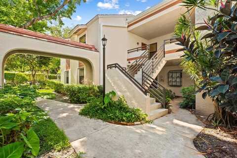9821 NW 3rd St, Plantation, FL 33324