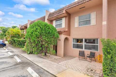 29 Laredo Pl, Davie, FL 33324