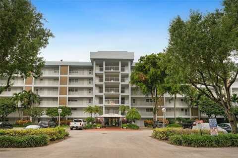 3150 N Course Ln, Pompano Beach, FL 33069