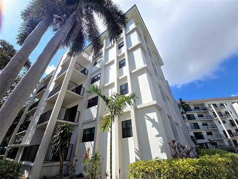 900 River Reach Dr, Fort Lauderdale, FL 33315