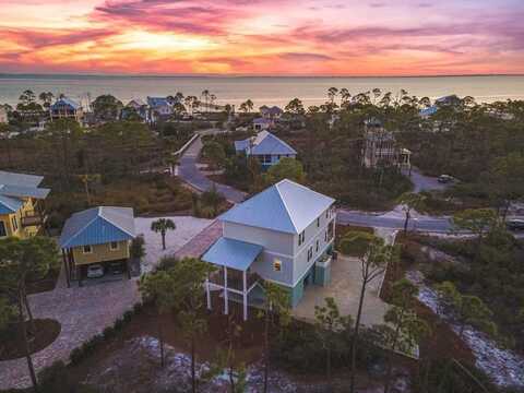 214 Signal Ln, Port Saint Joe, FL 32456