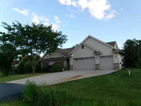 W6936 WESTWOOD Drive, FOND DU LAC, WI 54937