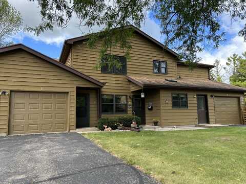 985 BABCOCK Street, NEENAH, WI 54956