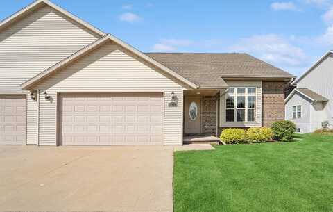 1207 SAUNDERS Road, KAUKAUNA, WI 54130