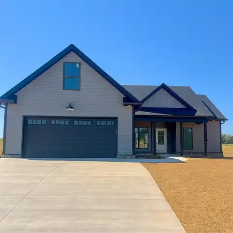 211 Nicklaus Avenue, Glasgow, KY 42141