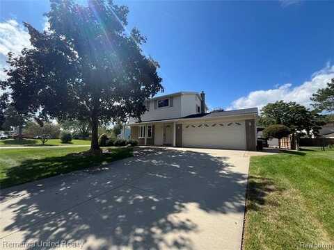 2715 Caterham Drive, Waterford, MI 48329