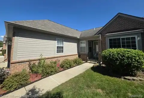 34341 Manor Run Circle, Sterling Heights, MI 48312