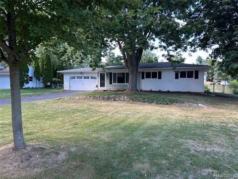 3709 Havens Lane, Auburn Hills, MI 48326