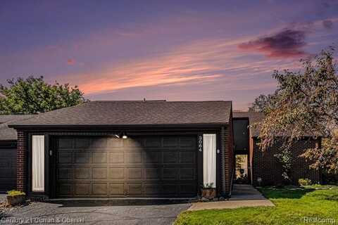 3064 Lindenwood Drive, Dearborn, MI 48120