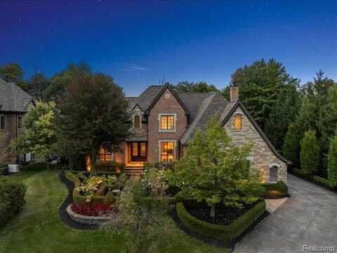 44104 Verona Lane, Northville, MI 48168