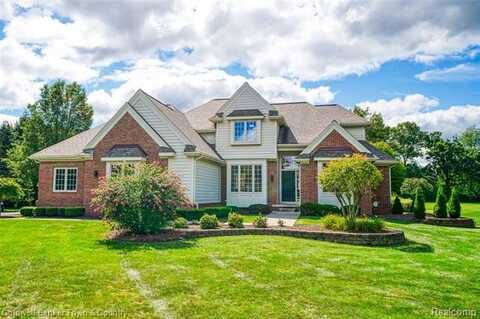 4692 Edinburgh Drive, Howell, MI 48843