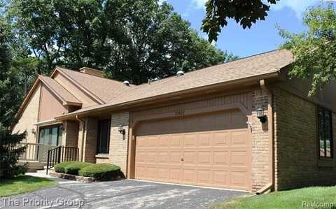 2182 London Bridge Drive, Rochester Hills, MI 48307